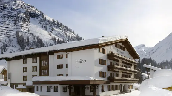 Hotel Der Berghof Lech Exterior